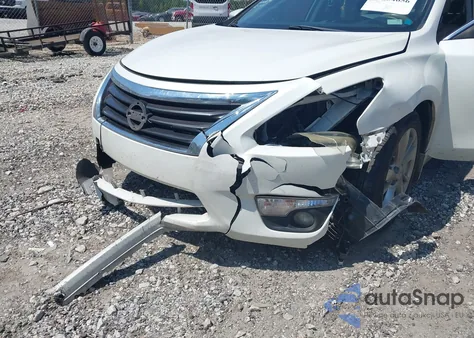 2015 Nissan Altima 2.5 Sl z USA, uszkodzony, nr VIN 1N4AL3AP4FN877956